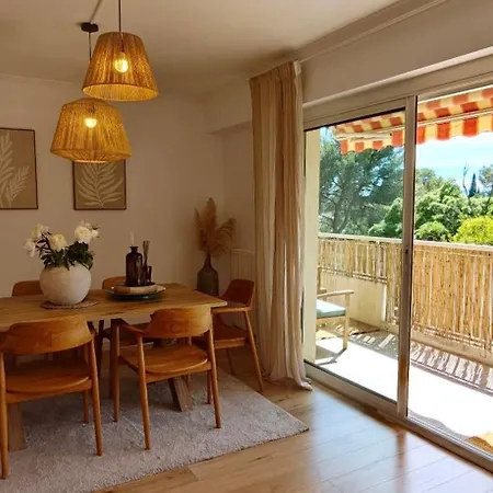 Bright With A View In Saint-raphael * Saint-Raphael (Var)